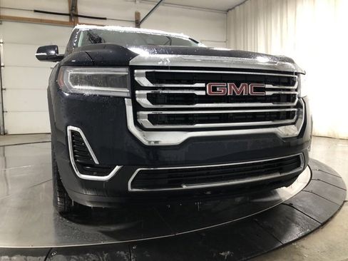 Used 2021 GMC Acadia SLE w/ Driver Convenience Package image 2