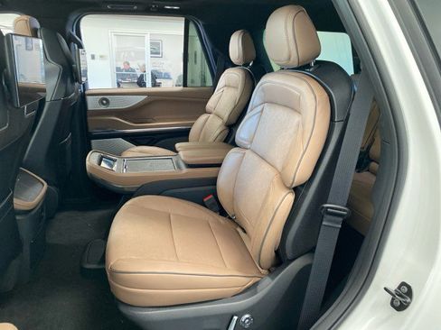 New 2025 Lincoln Navigator Black Label AWD/4WD image 20