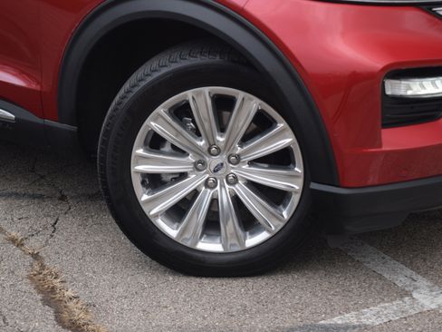 Used 2023 Ford Explorer Limited w/ Limited Technology Package image 32