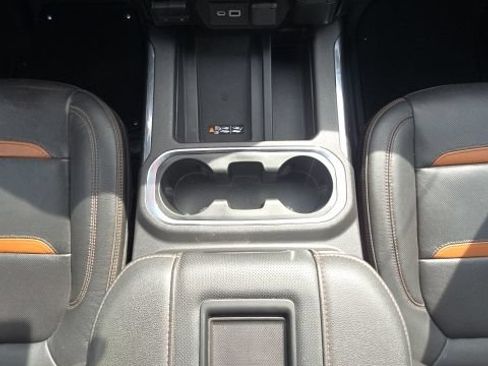 Used 2022 GMC Sierra 1500 AT4 w/ AT4 Premium Package AWD/4WD image 44
