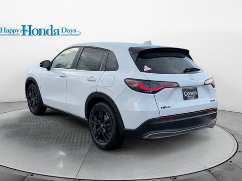 New 2026 Honda HR-V Sport image 17