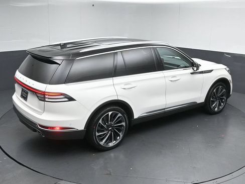 Used 2021 Lincoln Aviator Reserve w/ Equipment Group 202A AWD/4WD image 49