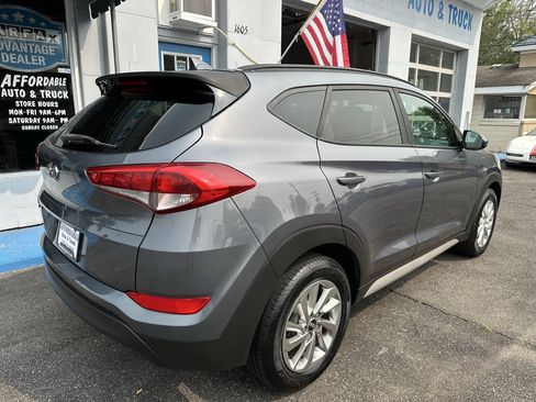 Used 2018 Hyundai Tucson SEL FWD image 8