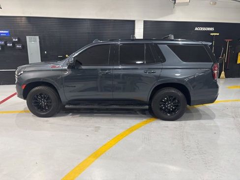 Used 2021 Chevrolet Tahoe Z71 w/ Z71 Off-Road Package image 5