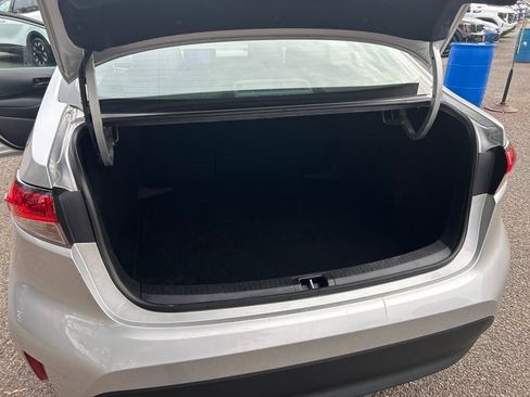 Used 2023 Toyota Corolla LE image 34