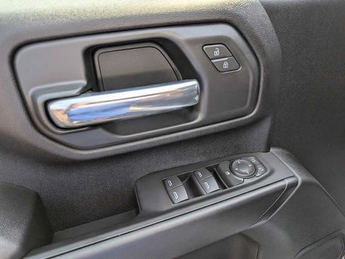 Used 2025 Chevrolet Silverado 2500 Custom w/ Custom Convenience Package AWD/4WD image 37