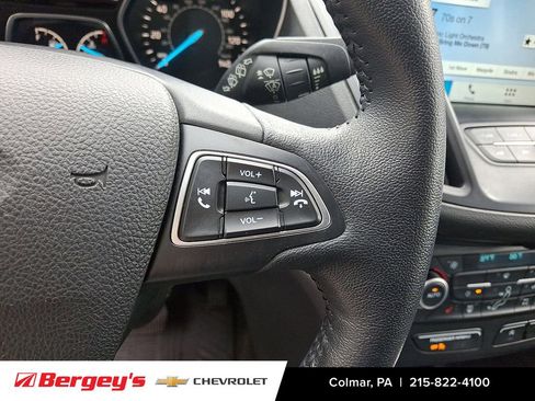Used 2019 Ford Escape SEL AWD/4WD image 24