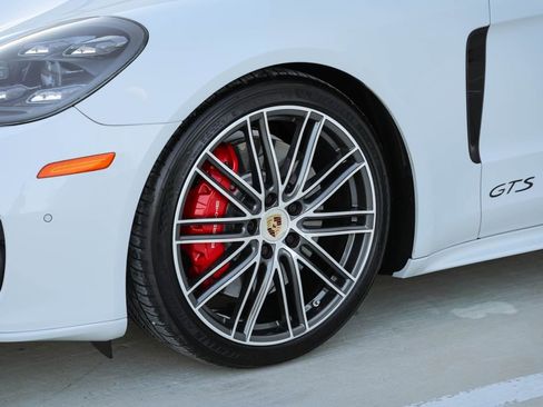 Used 2019 Porsche Panamera GTS w/ Premium Package Plus image 37