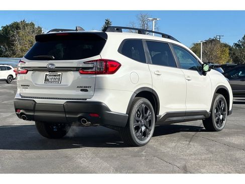 New 2026 Subaru Ascent Bronze Edition image 3