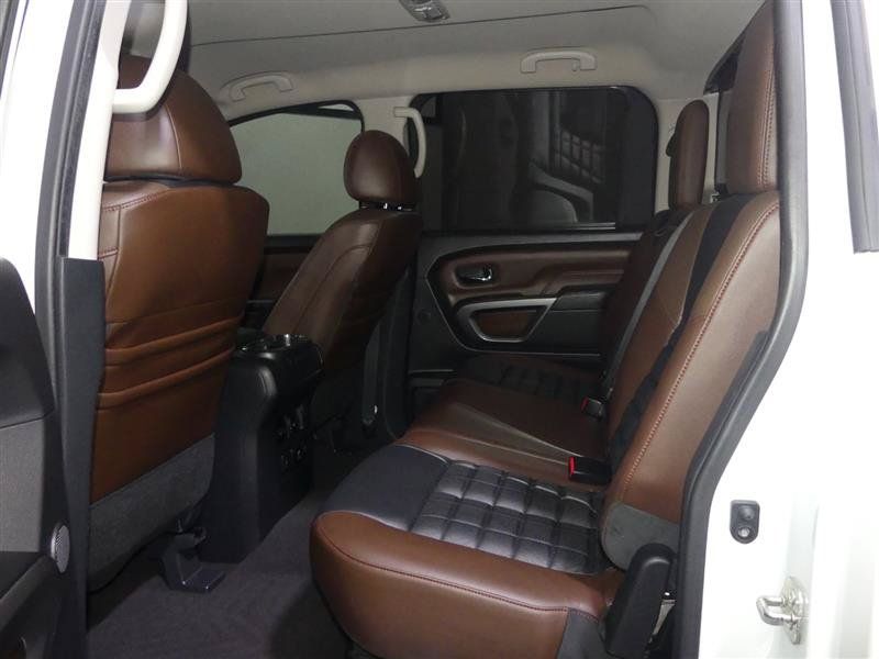 Used 2017 Nissan Titan Platinum Reserve AWD/4WD image 27