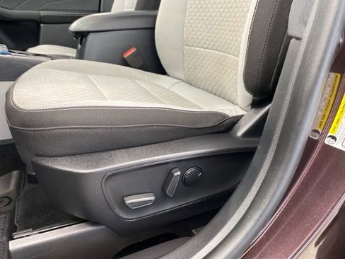 Used 2023 Ford Escape Active w/ Tech Pack #2 AWD/4WD image 17