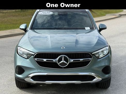 Used 2025 Mercedes-Benz GLC 300 image 7