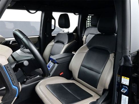 Used 2022 Ford Bronco Wildtrak image 5