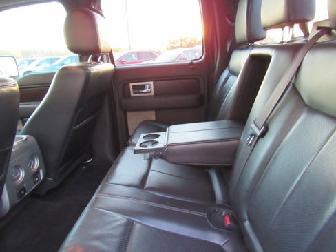 Used 2012 Ford F150 Lariat w/ Lariat Chrome Pkg image 32