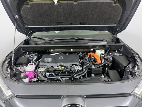 Certified 2025 Toyota RAV4 LE image 16