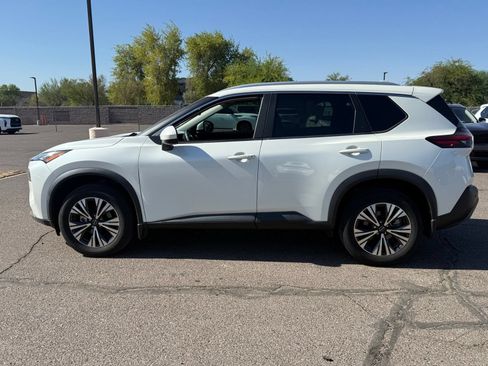 Certified 2023 Nissan Rogue SV w/ SV Premium B Package FWD image 8