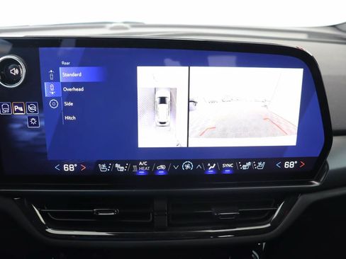 Used 2024 Chevrolet Equinox EV RS FWD image 13