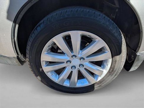 Used 2011 Subaru Forester 2.5X Premium image 9