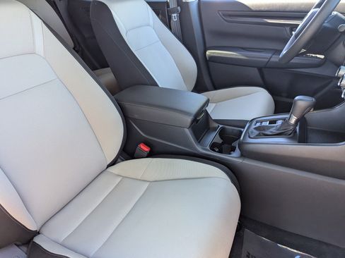 Used 2023 Honda CR-V EX image 8