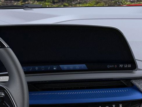 New 2025 Cadillac Optiq Sport 2 w/ LPO, Floor Liner Package image 21