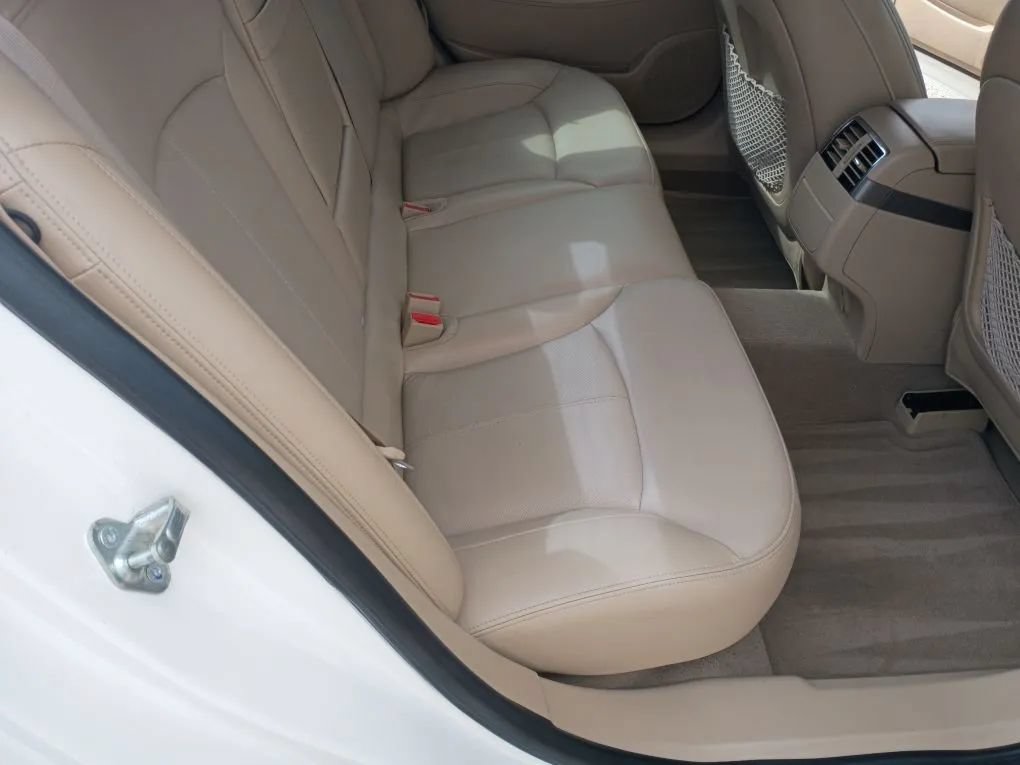 Used 2013 Buick LaCrosse Premium w/ Driver Confidence Package FWD image 18