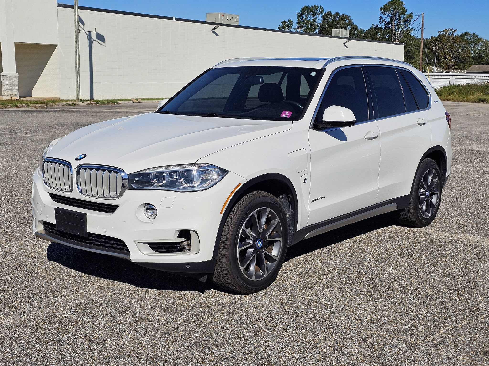 Used 2017 BMW X5 xDrive40e AWD/4WD image 2