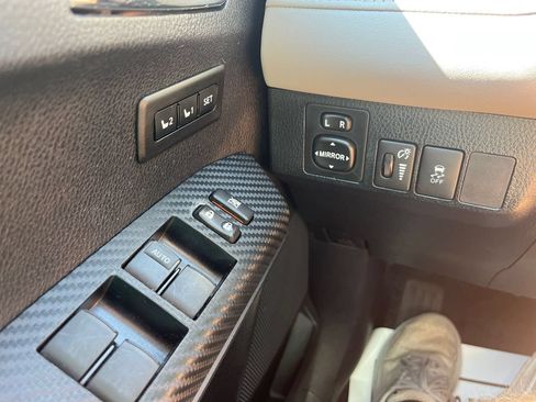Used 2013 Toyota RAV4 Limited FWD image 26