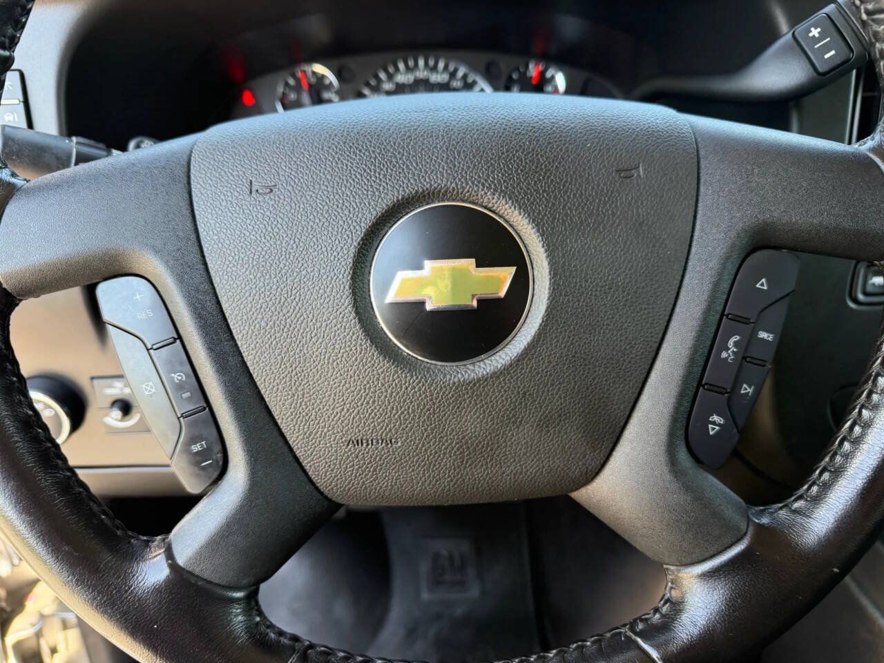 Used 2020 Chevrolet Express 3500 LS RWD image 15