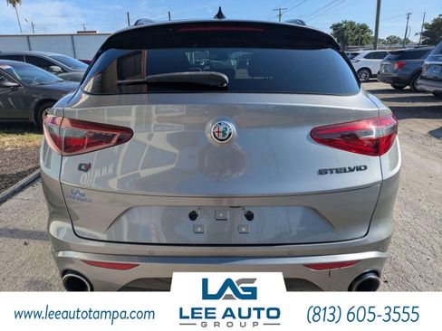 Used 2021 Alfa Romeo Stelvio Ti w/ Nero Edizione AWD/4WD image 4