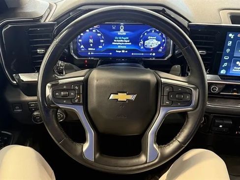 Used 2024 Chevrolet Silverado 1500 LTZ image 37