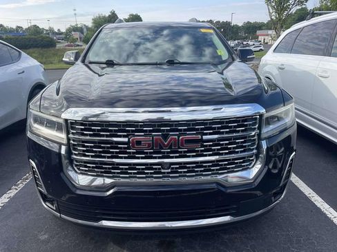 Used 2021 GMC Acadia Denali w/ Denali Technology Package FWD image 4