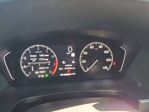 Used 2025 Honda Pilot TrailSport image 25