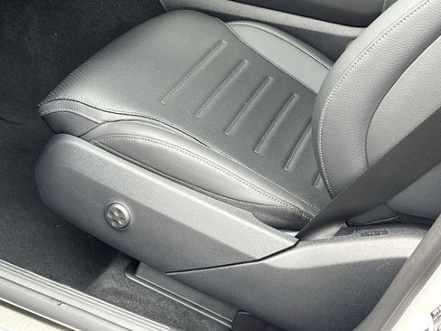 New 2026 Mercedes-Benz GLC 300 4MATIC image 12