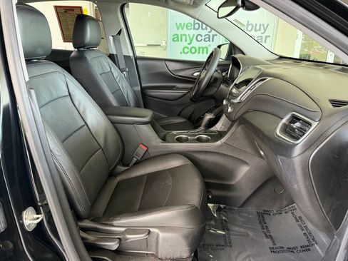 Used 2020 Chevrolet Equinox Premier w/ Premier Redline Edition FWD image 21
