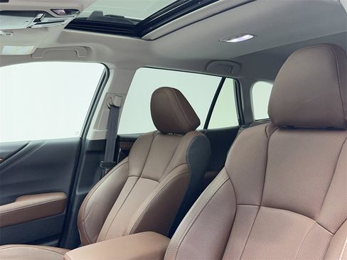 Used 2023 Subaru Outback Touring XT image 37