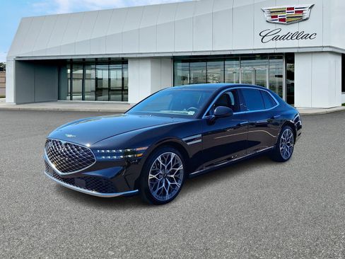 Used 2023 Genesis G90 3.5T AWD/4WD image 3
