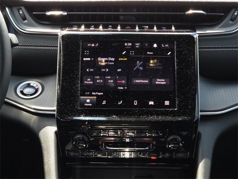 New 2025 Jeep Grand Cherokee L Laredo w/ Luxury Tech Group I image 11