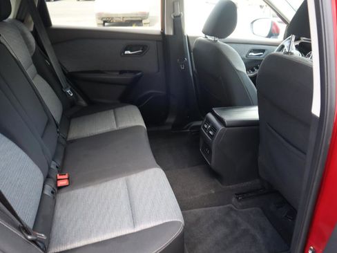 Used 2021 Nissan Rogue SV image 42