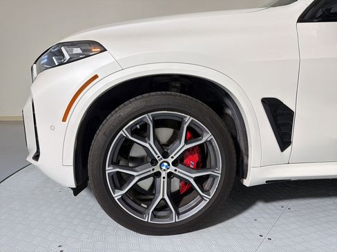 Certified 2024 BMW X5 sDrive40i w/ M Sport Package RWD image 11