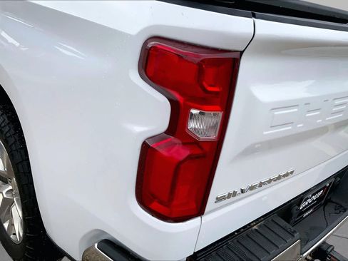 Used 2019 Chevrolet Silverado 1500 LTZ AWD/4WD image 29