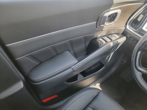 New 2026 Kia Sorento SX image 31