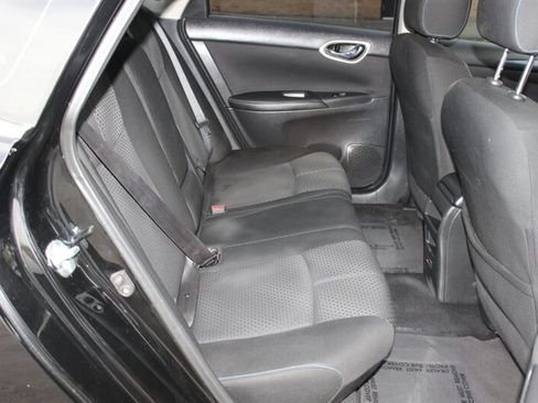 Used 2019 Nissan Sentra SR image 15