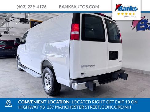 Used 2025 GMC Savana 2500 w/ Driver Convenience Package RWD image 5