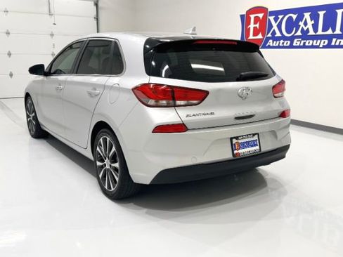 Used 2018 Hyundai Elantra GT w/ Style Package 02 FWD image 10