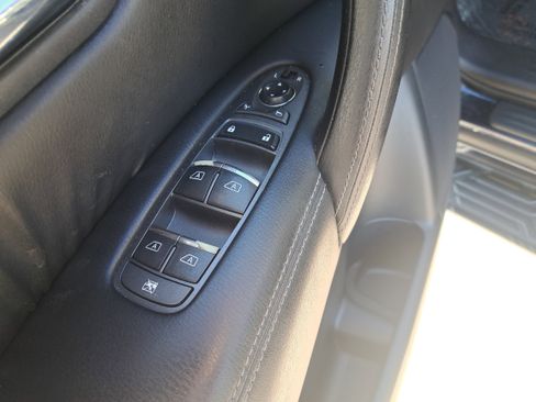 Used 2018 Nissan Armada SL w/ Moonroof Package RWD image 17