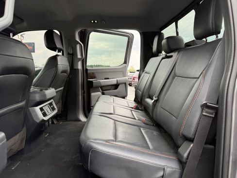 Used 2023 Ford F250 Lariat w/ Sport Appearance Package AWD/4WD image 32
