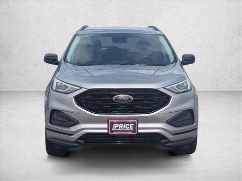 Used 2024 Ford Edge SE w/ Black Appearance Package AWD/4WD image 2