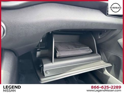 Certified 2024 Nissan Altima 2.5 SV FWD image 32