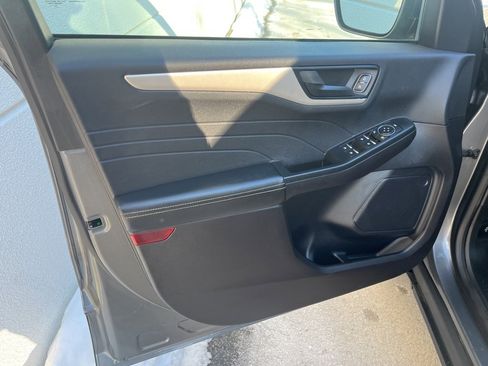 Certified 2022 Ford Escape SE w/ Convenience Package image 20