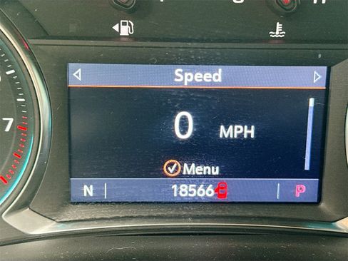 Used 2022 Chevrolet Traverse RS image 12